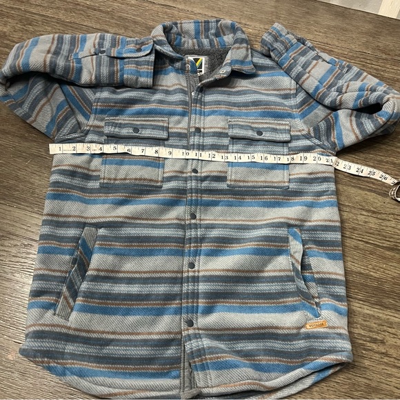 Vintage Voyager Flannel Jacket (2000s) - Picture 8 of 8